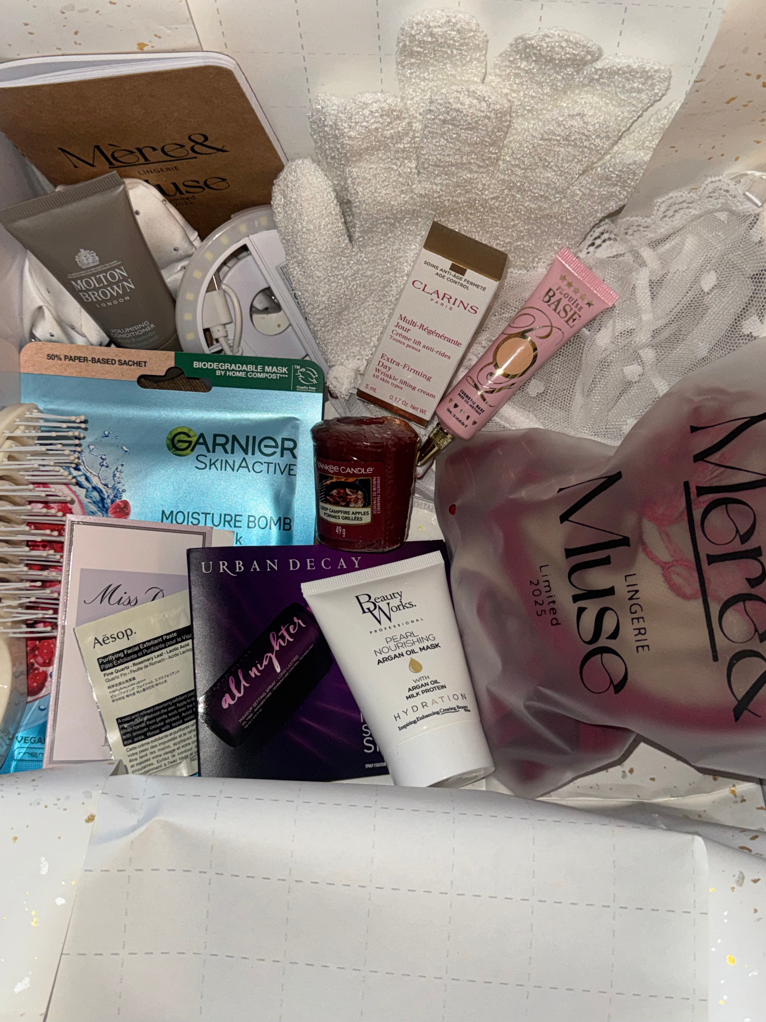 Mère & Muse box (single box)